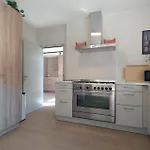 Ferienhaus 5 Bedroom Luxurious In