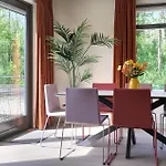 5 Bedroom Luxurious In Holiday home *