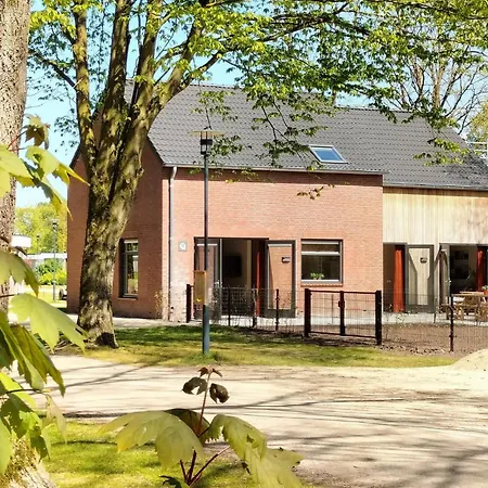 Holiday home 5 Bedroom Luxurious In *