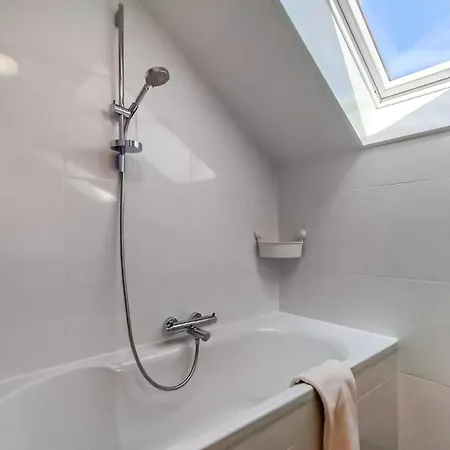 5 Bedroom Luxurious In Casa vacanze *